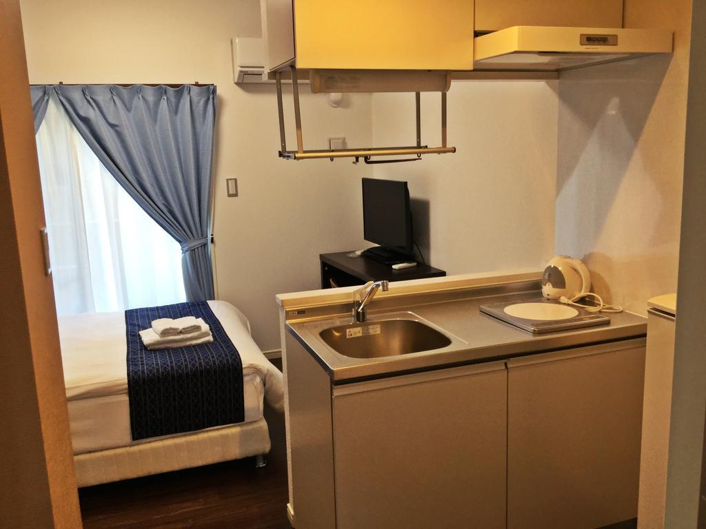 Mr. Kinjo In Makishi Aparthotel Naha Ngoại thất bức ảnh